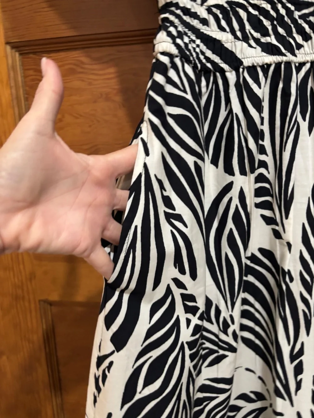 WOMENS MSK BLACK AND WHITE BLOCK PRINTED STYLE DRESS SIZE PS
